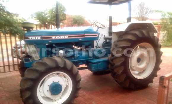 Acheter Import Utilitaire Ford E 150 Cargo Van Bleu à Maseru, Maseru Acheter Import Utilitaire Ford E 150 Cargo Van Bleu à Maseru, Maseru