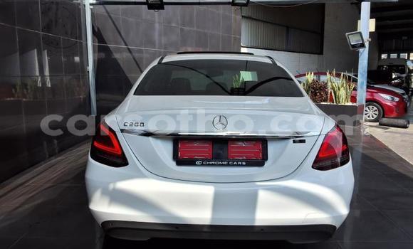 Acheter Occasion Voiture Mercedes-Benz C–Class Blanc à Maseru, Maseru Acheter Occasion Voiture Mercedes-Benz C–Class Blanc à Maseru, Maseru