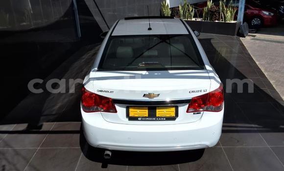 Acheter Occasion Voiture Chevrolet Cruze Blanc à Maseru, Maseru Acheter Occasion Voiture Chevrolet Cruze Blanc à Maseru, Maseru
