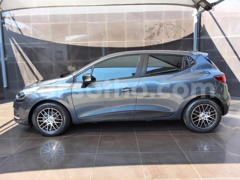 Big with watermark renault clio maseru maseru 31830