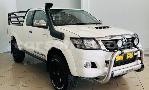 Buy Used Toyota Hilux White Car in Maseru in Maseru Buy Used Toyota Hilux White Car in Maseru in Maseru