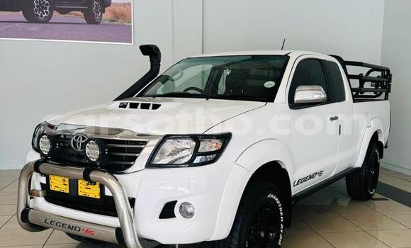 Buy Used Toyota Hilux White Car in Maseru in Maseru Buy Used Toyota Hilux White Car in Maseru in Maseru