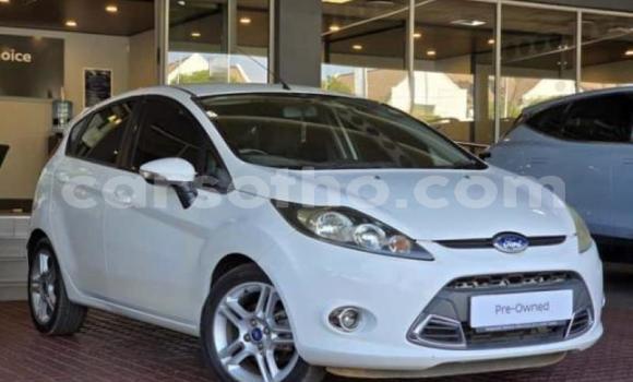 Buy Used Ford Fiesta White Car in Maseru in Maseru Buy Used Ford Fiesta White Car in Maseru in Maseru