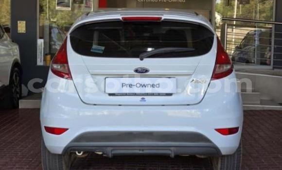 Buy Used Ford Fiesta White Car in Maseru in Maseru Buy Used Ford Fiesta White Car in Maseru in Maseru