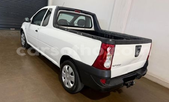 Buy Used Nissan NP 300 White Car in Qacha's Nek in Quthing Buy Used Nissan NP 300 White Car in Qacha's Nek in Quthing