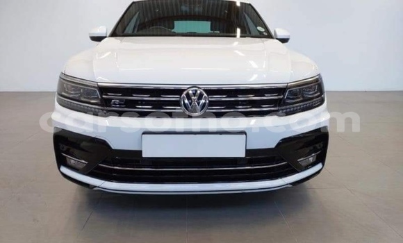 Buy Used Volkswagen Tiguan White Car in Maseru in Maseru Buy Used Volkswagen Tiguan White Car in Maseru in Maseru