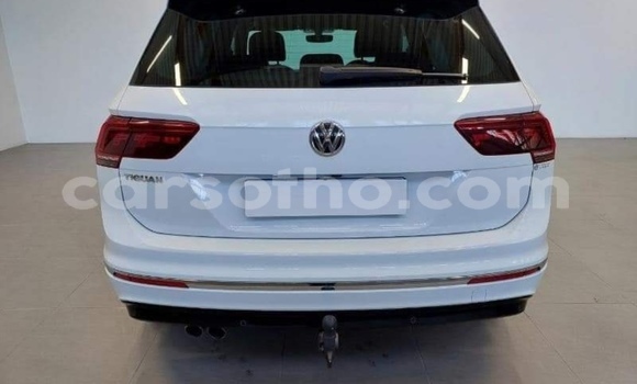Buy Used Volkswagen Tiguan White Car in Maseru in Maseru Buy Used Volkswagen Tiguan White Car in Maseru in Maseru