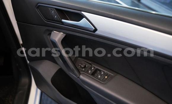Buy Used Volkswagen Tiguan White Car in Maseru in Maseru Buy Used Volkswagen Tiguan White Car in Maseru in Maseru
