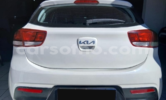 Buy Used Kia Rio White Car in Mokhotlong in Berea Buy Used Kia Rio White Car in Mokhotlong in Berea
