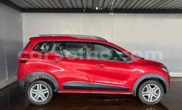 Buy Used Renault Caravelle Red Car in Qacha's Nek in Quthing Buy Used Renault Caravelle Red Car in Qacha's Nek in Quthing