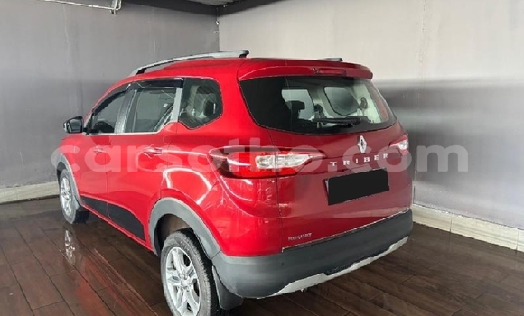 Buy Used Renault Caravelle Red Car in Qacha's Nek in Quthing Buy Used Renault Caravelle Red Car in Qacha's Nek in Quthing