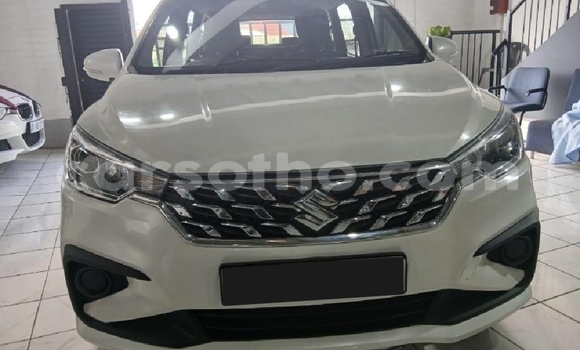 Buy Used Suzuki Ertiga White Car in Qacha's Nek in Quthing Buy Used Suzuki Ertiga White Car in Qacha's Nek in Quthing