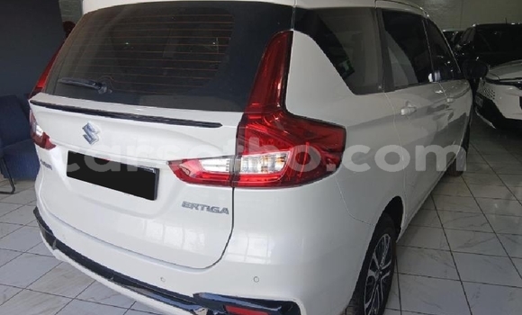 Buy Used Suzuki Ertiga White Car in Qacha's Nek in Quthing Buy Used Suzuki Ertiga White Car in Qacha's Nek in Quthing