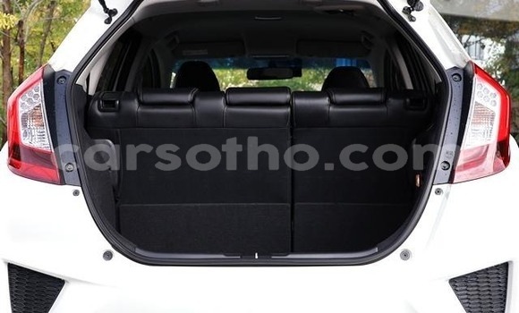 Buy Used Honda FIT White Car in Maseru in Maseru Buy Used Honda FIT White Car in Maseru in Maseru