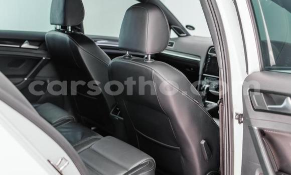 Buy Used Volkswagen Golf R White Car in Mafeteng in Mafeteng Buy Used Volkswagen Golf R White Car in Mafeteng in Mafeteng