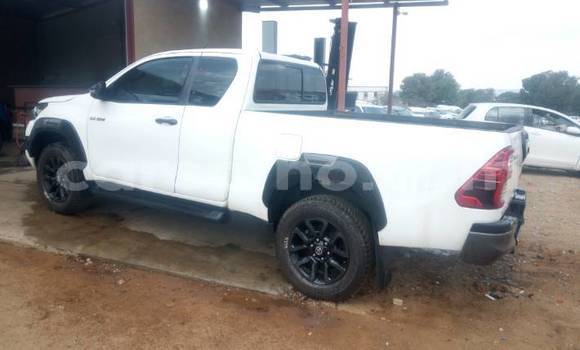 Acheter Occasion Voiture Toyota Hilux Blanc à Maseru, Maseru Acheter Occasion Voiture Toyota Hilux Blanc à Maseru, Maseru