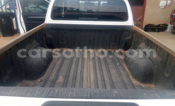 Acheter Occasion Voiture Toyota Hilux Blanc à Maseru, Maseru Acheter Occasion Voiture Toyota Hilux Blanc à Maseru, Maseru