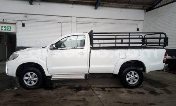 Acheter Occasion Voiture Toyota Hilux Blanc à Maseru, Maseru Acheter Occasion Voiture Toyota Hilux Blanc à Maseru, Maseru
