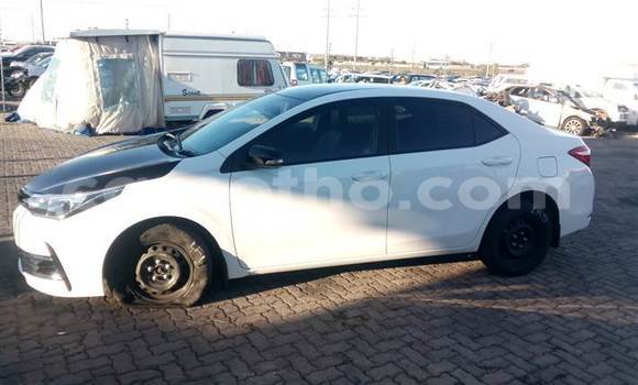 Acheter Occasion Voiture Toyota Corolla Blanc à Mafeteng, Mafeteng Acheter Occasion Voiture Toyota Corolla Blanc à Mafeteng, Mafeteng