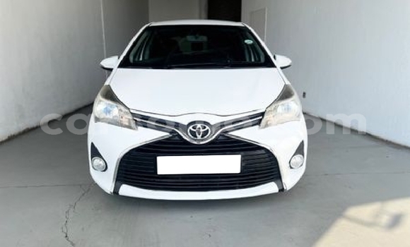 Buy Used Toyota Yaris White Car in Teyateyaneng in Berea Buy Used Toyota Yaris White Car in Teyateyaneng in Berea