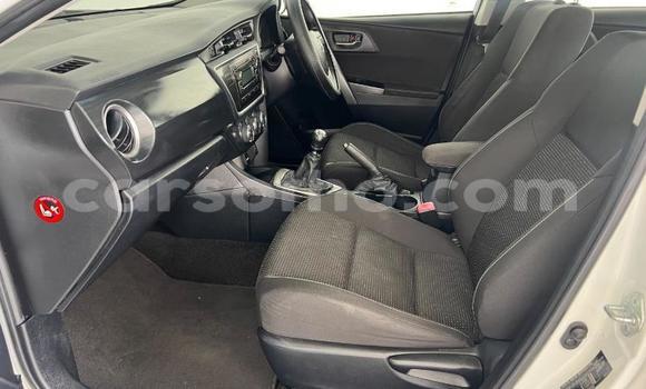 Buy Used Toyota Yaris White Car in Teyateyaneng in Berea Buy Used Toyota Yaris White Car in Teyateyaneng in Berea