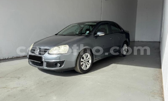 Buy Used Volkswagen Jetta Silver Car in Roma in Maseru Buy Used Volkswagen Jetta Silver Car in Roma in Maseru