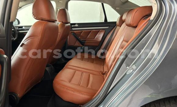 Buy Used Volkswagen Jetta Silver Car in Roma in Maseru Buy Used Volkswagen Jetta Silver Car in Roma in Maseru