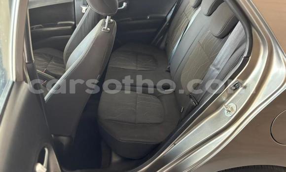 Buy Used Kia Picanto Silver Car in Quthing in Butha-Buthe Buy Used Kia Picanto Silver Car in Quthing in Butha-Buthe