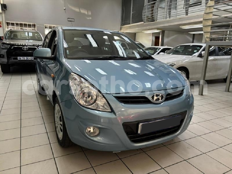 Big with watermark hyundai i20 leribe peka 31899