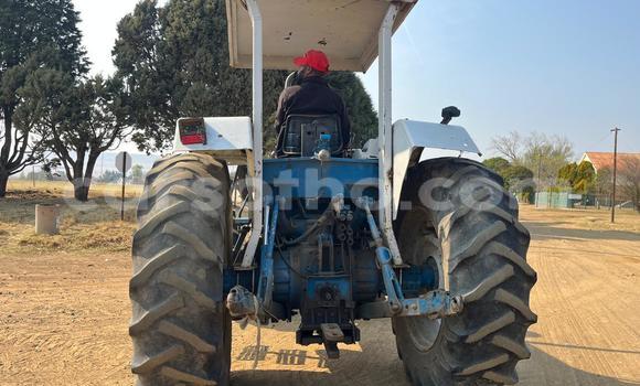 Sayi Na hannu Ford Aerostar Blue Mota in Butha–Buthe a Thaba-Tseka Sayi Na hannu Ford Aerostar Blue Mota in Butha–Buthe a Thaba-Tseka