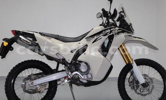 Buy Used Honda CRF White Bike in Teyateyaneng in Berea Buy Used Honda CRF White Bike in Teyateyaneng in Berea