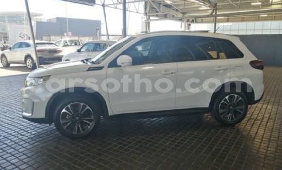 Buy Used Suzuki Vitara White Car in Thaba–Tseka in Mafeteng Buy Used Suzuki Vitara White Car in Thaba–Tseka in Mafeteng