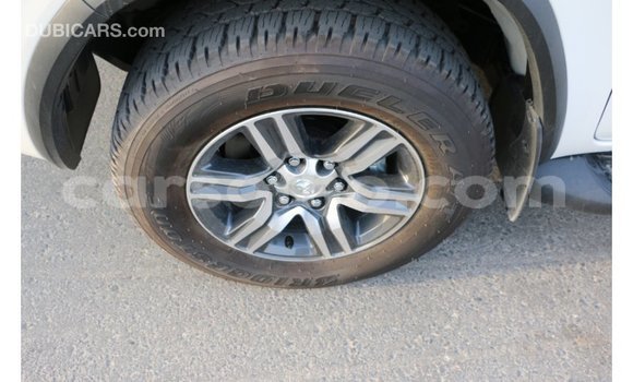 Sayi Imported Toyota Fortuner Black Mota in Import - Dubai a Maseru Sayi Imported Toyota Fortuner Black Mota in Import - Dubai a Maseru