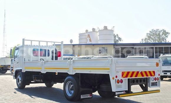 Acheter Occasion Utilitaire Hino 300 Series Blanc à Maseru, Maseru Acheter Occasion Utilitaire Hino 300 Series Blanc à Maseru, Maseru