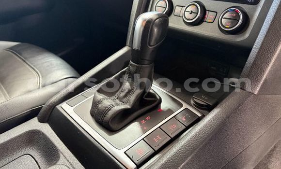 Buy Used Volkswagen Amarok White Car in Maseru in Maseru Buy Used Volkswagen Amarok White Car in Maseru in Maseru