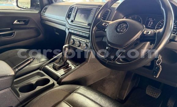 Buy Used Volkswagen Amarok White Car in Maseru in Maseru Buy Used Volkswagen Amarok White Car in Maseru in Maseru