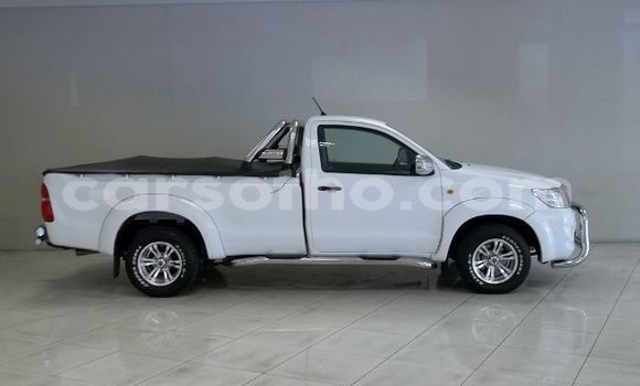 Acheter Occasion Voiture Toyota Hilux Blanc à Maseru, Maseru Acheter Occasion Voiture Toyota Hilux Blanc à Maseru, Maseru