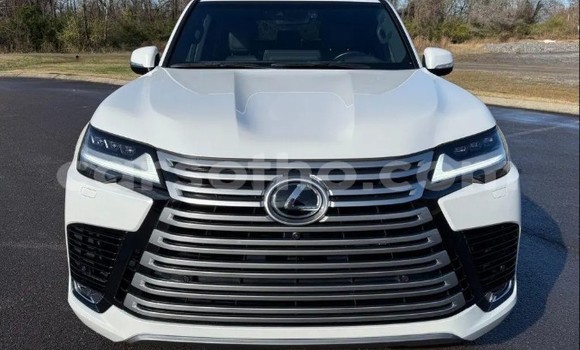 Acheter Occasion Voiture Lexus LX Blanc à Maputsoa, Leribe Acheter Occasion Voiture Lexus LX Blanc à Maputsoa, Leribe