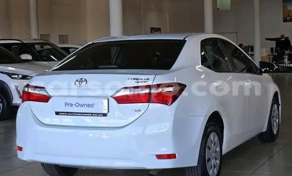 اشتري مستعمل Toyota Corolla White سيارة في Maseru في Maseru اشتري مستعمل Toyota Corolla White سيارة في Maseru في Maseru