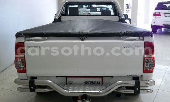 Acheter Occasion Voiture Toyota Hilux Blanc à Maseru, Maseru Acheter Occasion Voiture Toyota Hilux Blanc à Maseru, Maseru