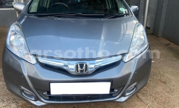 Buy Used Honda Jazz Silver Car in Teyateyaneng in Berea Buy Used Honda Jazz Silver Car in Teyateyaneng in Berea