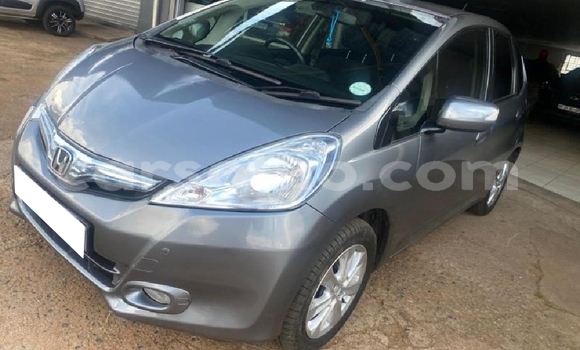 Buy Used Honda Jazz Silver Car in Teyateyaneng in Berea Buy Used Honda Jazz Silver Car in Teyateyaneng in Berea