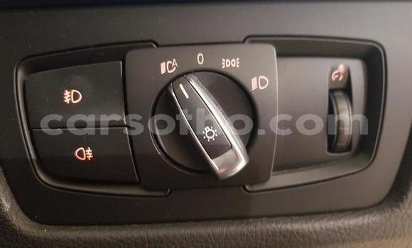 Acheter Occasion Voiture BMW 3–Series Blanc à Hlotse, Leribe Acheter Occasion Voiture BMW 3–Series Blanc à Hlotse, Leribe
