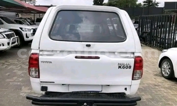 اشتري مستعمل Toyota Hilux White سيارة في Maseru في Maseru اشتري مستعمل Toyota Hilux White سيارة في Maseru في Maseru