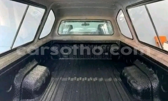 اشتري مستعمل Toyota Hilux White سيارة في Maseru في Maseru اشتري مستعمل Toyota Hilux White سيارة في Maseru في Maseru