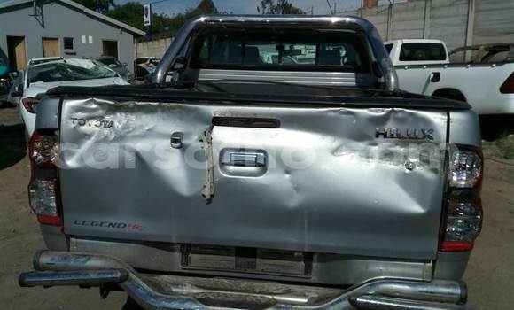 اشتري مستعمل Toyota Hilux Silver سيارة في Maseru في Maseru اشتري مستعمل Toyota Hilux Silver سيارة في Maseru في Maseru