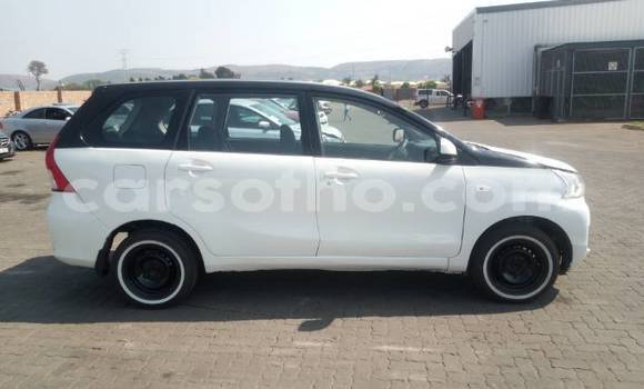 اشتري مستعمل Toyota Avanza White سيارة في Hlotse في Leribe اشتري مستعمل Toyota Avanza White سيارة في Hlotse في Leribe
