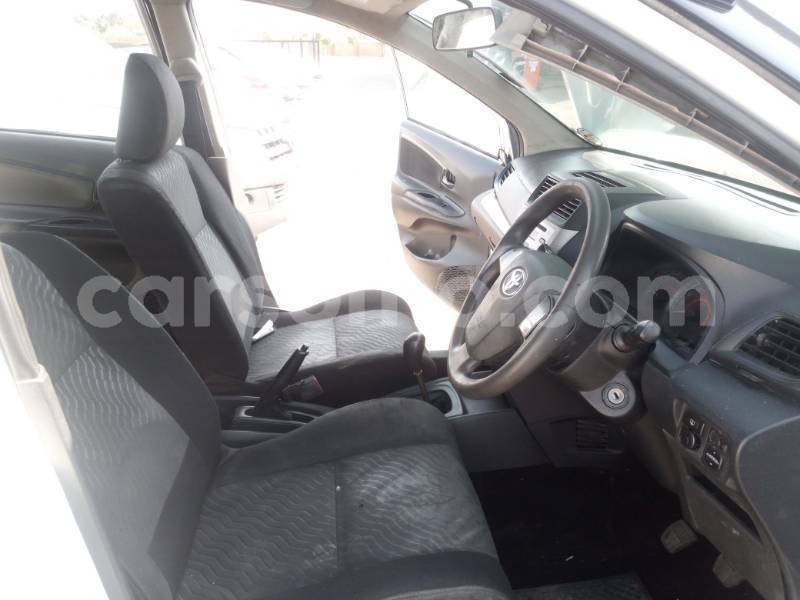 Big with watermark toyota avanza leribe hlotse 31968