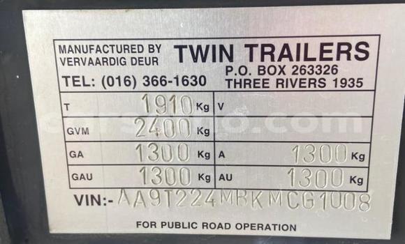Buy Twin trailers in Peka in Leribe Buy Twin trailers in Peka in Leribe