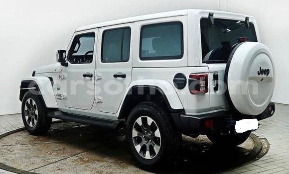 Buy Used Jeep Wrangler White Car in Maputsoe in Leribe Buy Used Jeep Wrangler White Car in Maputsoe in Leribe